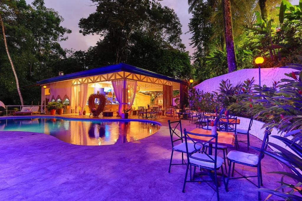 Hotel Ecotica Resort